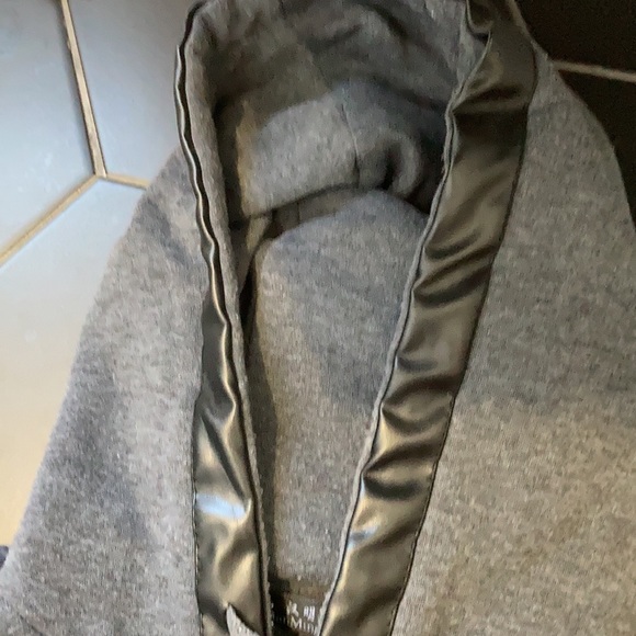 Hoddi - Picture 4 of 4